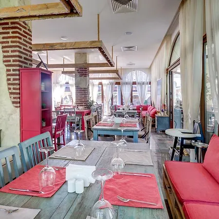 Esteban VIP Residence Club Nesebar