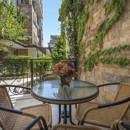 Apartments In Esteban Complex 아파트호텔