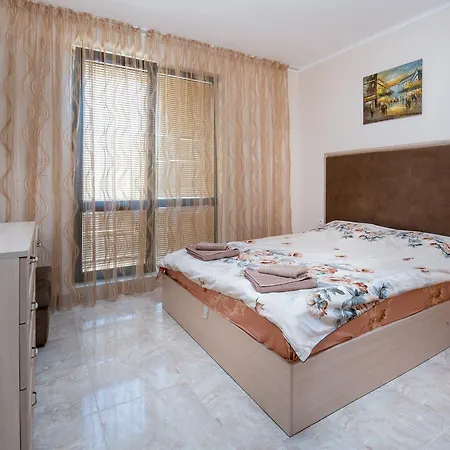 Apartments In Esteban Complex 2* 네세부르